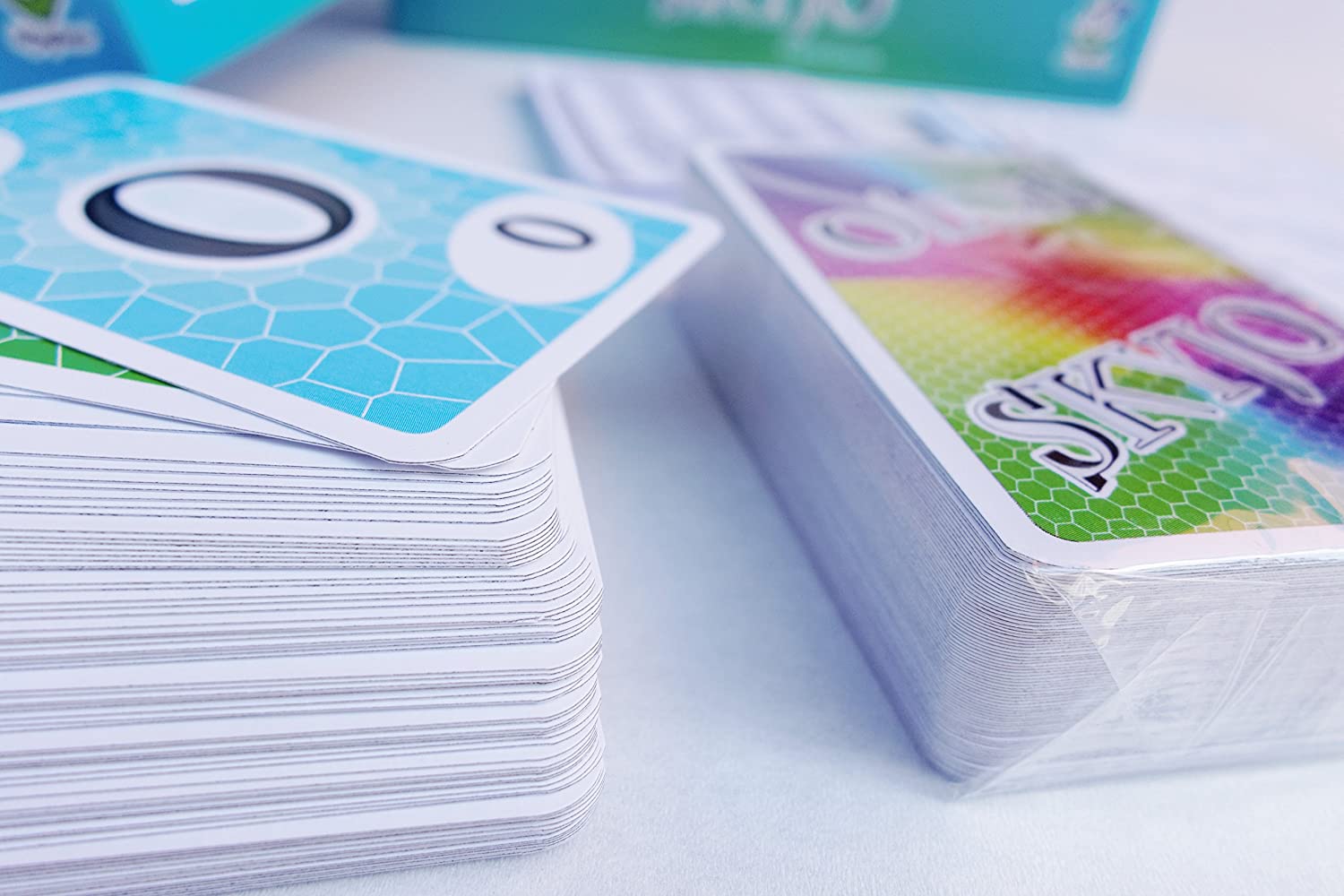 SKYJO, de Magilano - Le Tout Nouveau Jeu de Cartes pour Les Petits et Les Grands - Payty